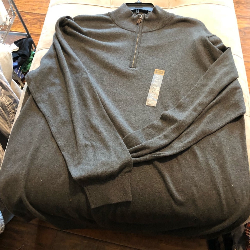 Brand new 3xlt Foundry half zip sweater